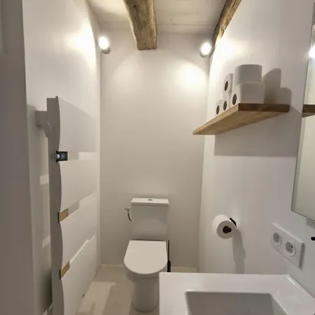 La Lanterne アパート *